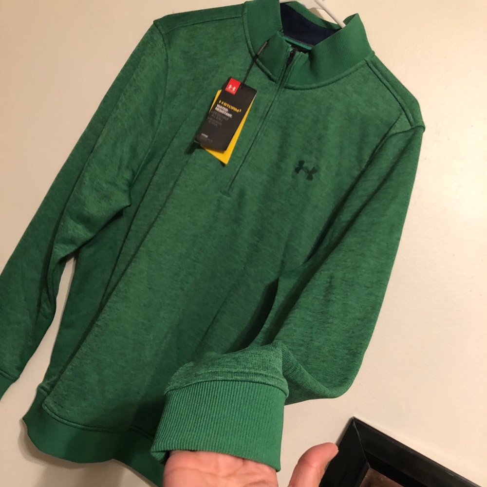 Under Armour sweater size Medium
